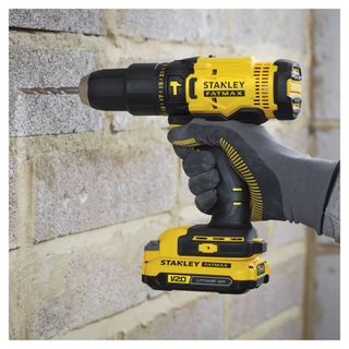 Kit Stanley FATMAX 18V trapano + avvitatore