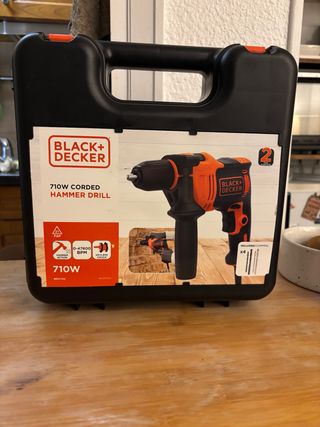 Taladro Percutor Black+Decker 710W