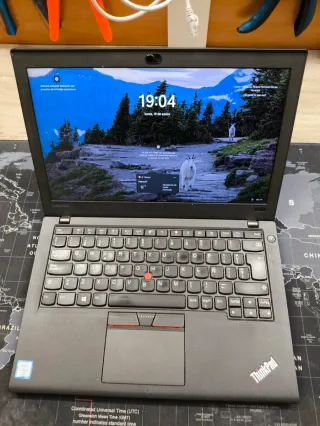 Portátil Lenovo ThinkPad X270