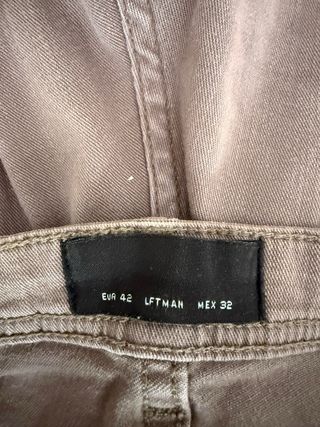 Pantalones vaqueros morado suave talla L Lefties