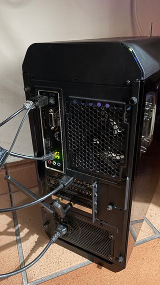 PC Gaming (regalo switch ZYXEL y teclado CORSAIR)