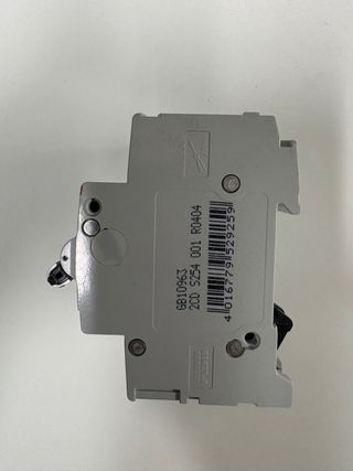 Disyuntor ABB 4P 40A 6kA S204-C40