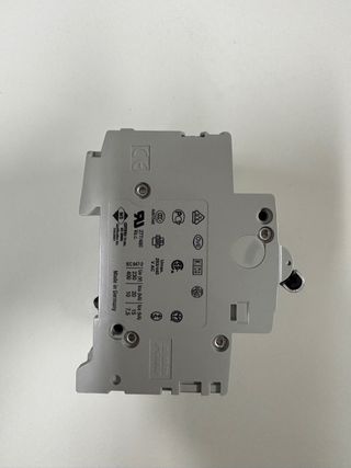 Disyuntor ABB 4P 40A 6kA S204-C40