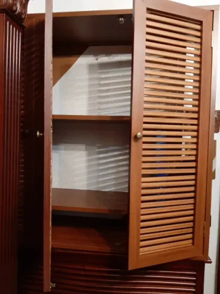 Mueble archivador de madera