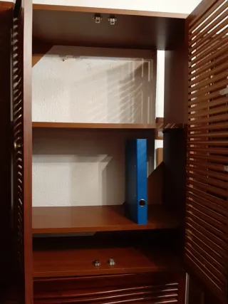 Mueble archivador de madera