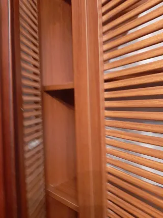 Mueble archivador de madera