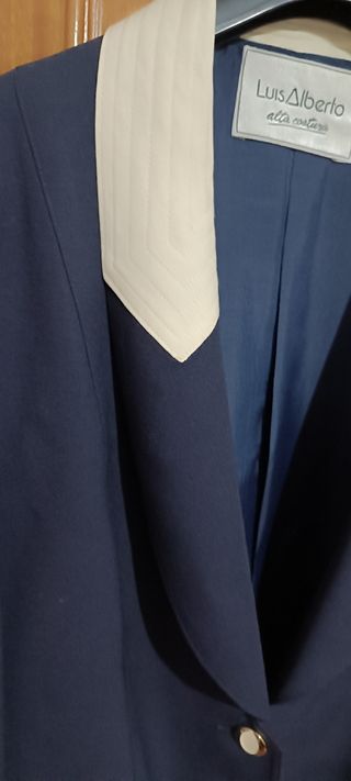 Blazer Luis Alberto azul y blanco