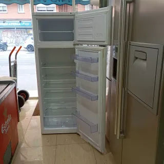 Nevera Beko Blanca