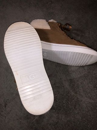 Zapatillas UGG altas nuevas