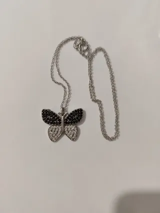 Collar mariposa plata cristales