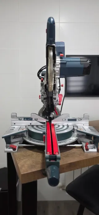 Ingletadora Bosch GCM 8 S Telescópica