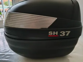 Baúl SHAD SH37 Negro