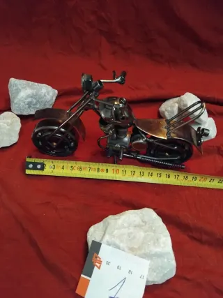 Escultura de Motocicleta