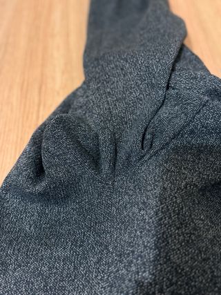 Abrigo oversize gris jaspeado. Talla M. Zara.