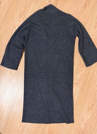 Abrigo oversize gris jaspeado. Talla M. Zara.