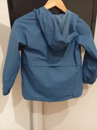 Chubasquero niño talla 6
