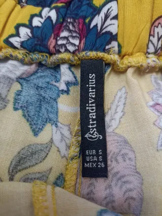 Pantalón corto viscosa Stradivarius T-S