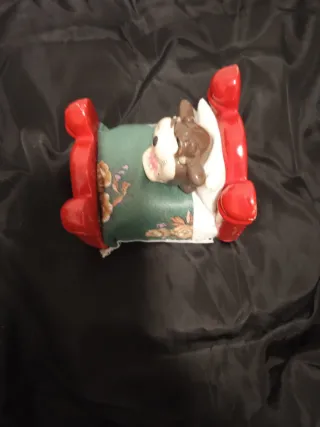 Figura Taz en la cama 9x7 cm