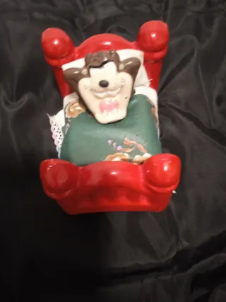 Figura Taz en la cama 9x7 cm