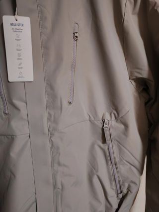 Chaqueta Hollister IMPERMEABLE nueva