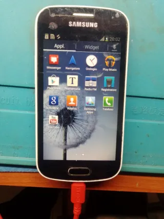 Samsung Galaxy S Duos GT-S7562 blu