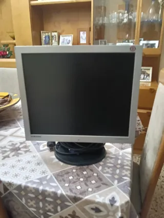 Monitor Samsung 17 Plata/Negro