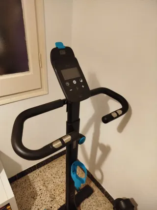 Bicicleta estática DOMYOS 520