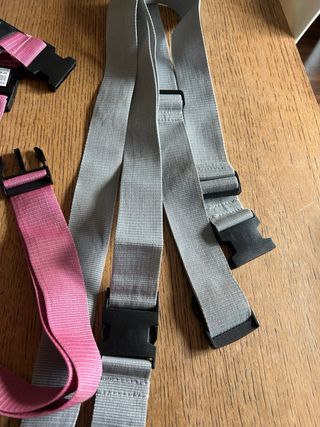 2 set di cinture con chiusura per valigie