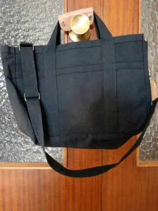 Bolso de hombro grande negro