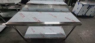 Mesa de trabajo acero inoxidable a medida