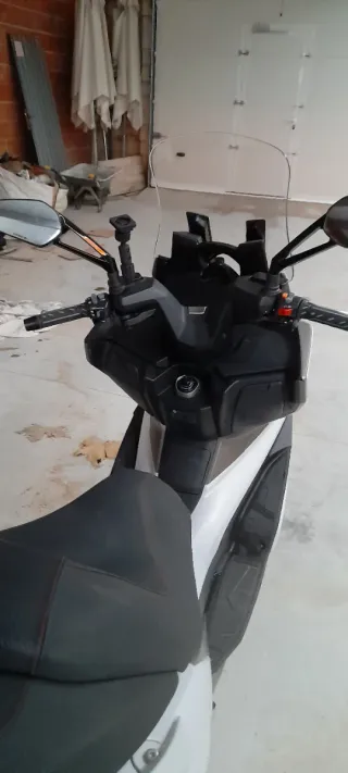 Kimco Xciting 400cc Maxiscooter