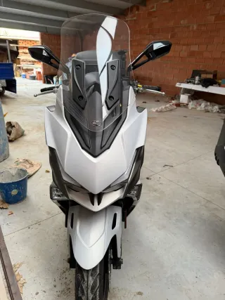 Kimco Xciting 400cc Maxiscooter