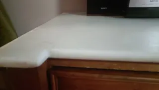 Cómoda antigua de madera