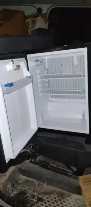 Nevera pequeña habitación