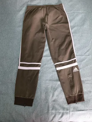 Pantalón Adidas Mujer Marrón con líneas rosas