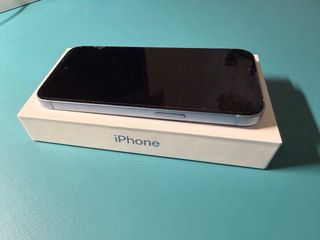 iPhone 14 256GB · Caja original · Muy cuidado