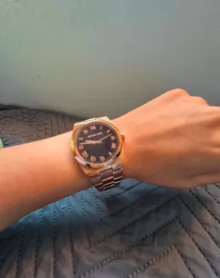 Reloj Michael Kors Negro y Dorado