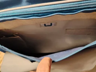 Maletín Adolfo Domínguez azul