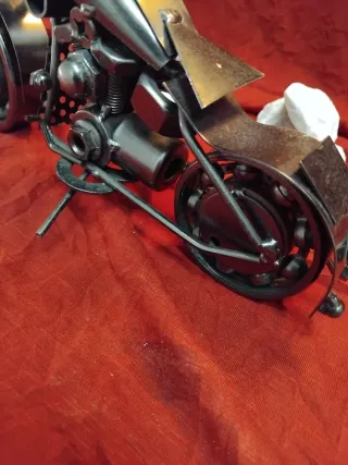 Escultura de Motocicleta de Metal