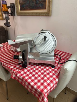 Cortador de fiambres profesional