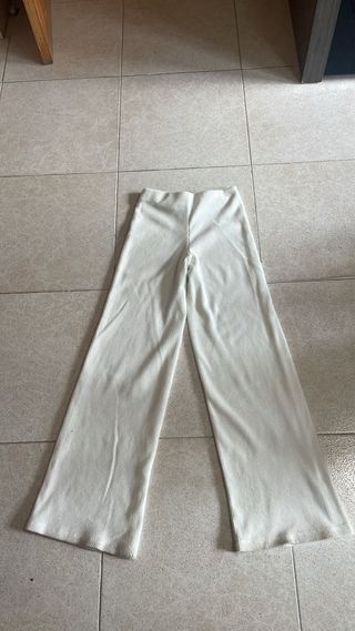 Pantalones anchos Bershka blancos talla S