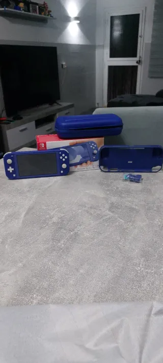 Nintendo Switch Lite Blu + Accessori