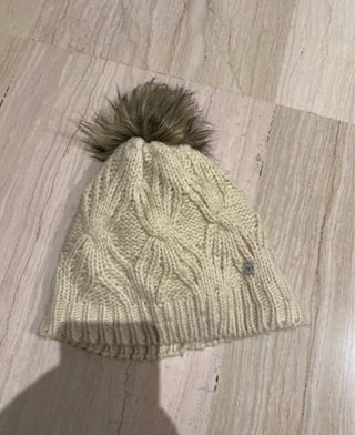 Gorro Sfera Beige Pompon