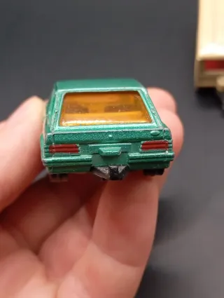 Corgi Junior '80 Auto + Caravan