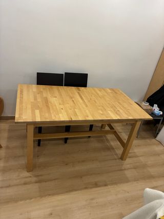 Mesa de madera desplegable