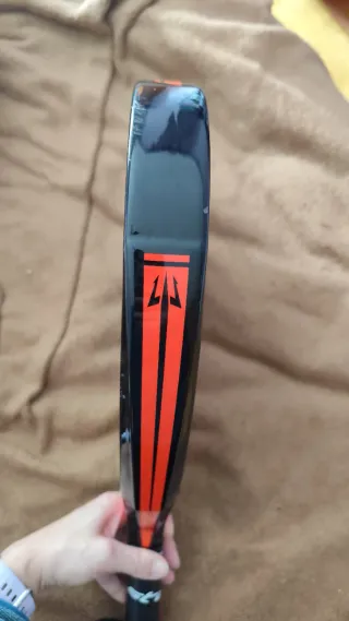 Pala de pádel Starvie Triton Carbon