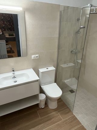 Alquiler de parcela con piscina, chimenea y barbac