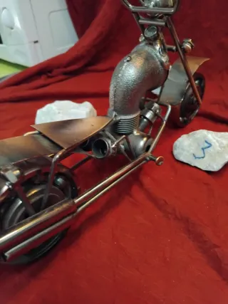 Escultura de Motocicleta