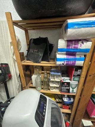 Estantería de madera