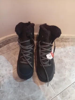 Botas Quechua Talla 44 Sin Estrenar